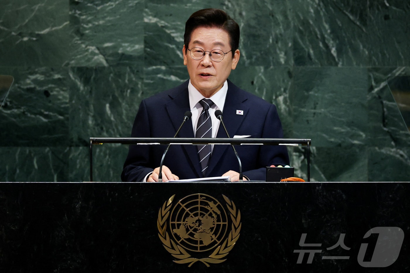 이재명 대통령이 23일(현지시간) 미국 뉴욕 유엔 본부에서 열린 제80차 유엔 총회에서 기조연설을하고 있다. ⓒ 로이터=뉴스1 ⓒ News1 황기선 기자