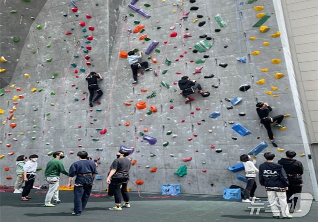 영남알프스 복합웰컴센터 국제클라이밍장. (울주군 제공. 재판매 및 DB 금지) /뉴스1