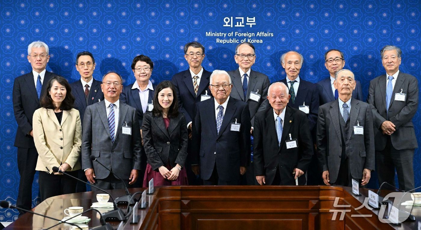 김진아 외교부 2차관이 24일 일한문화교류기금 대표단을 접견했다. 2025.09.24. (외교부 제공) 뉴스1ⓒ News1