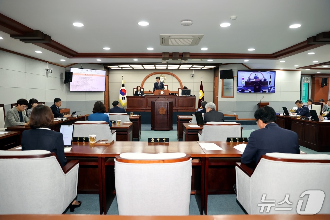 25일 전북 진안군의회가 임시회를 폐회하고 있다.(의회제공. 재판매 및 DB금지)2025.9.25/뉴스1