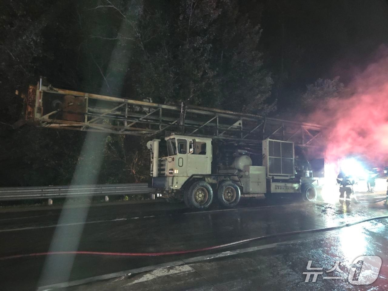 화재 현장&#40;경기도소방재난본부 제공. 재판매 및 DB 금지&#41;/뉴스1