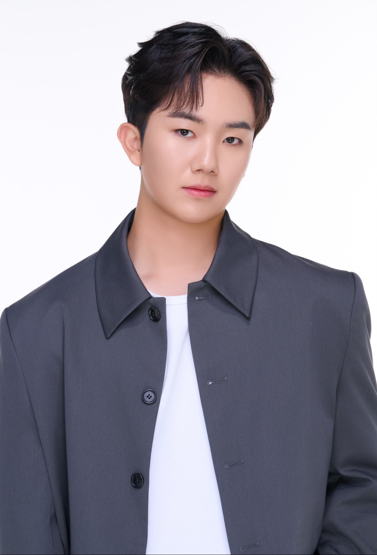 '미스터트롯3' 남승민, 티엠이 그룹과 전속계약..."전폭적 지원" - 뉴스 썸네일 이미지