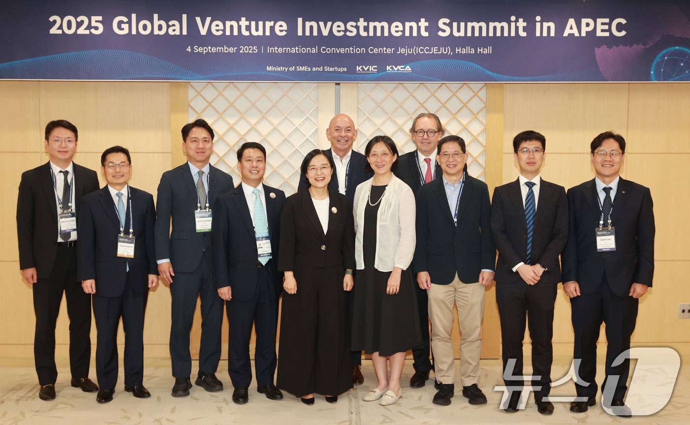 글로벌 벤처투자자 충격 발언 "솔직히 中 매력적...韓은 글로벌 나가야" - 뉴스 썸네일 이미지