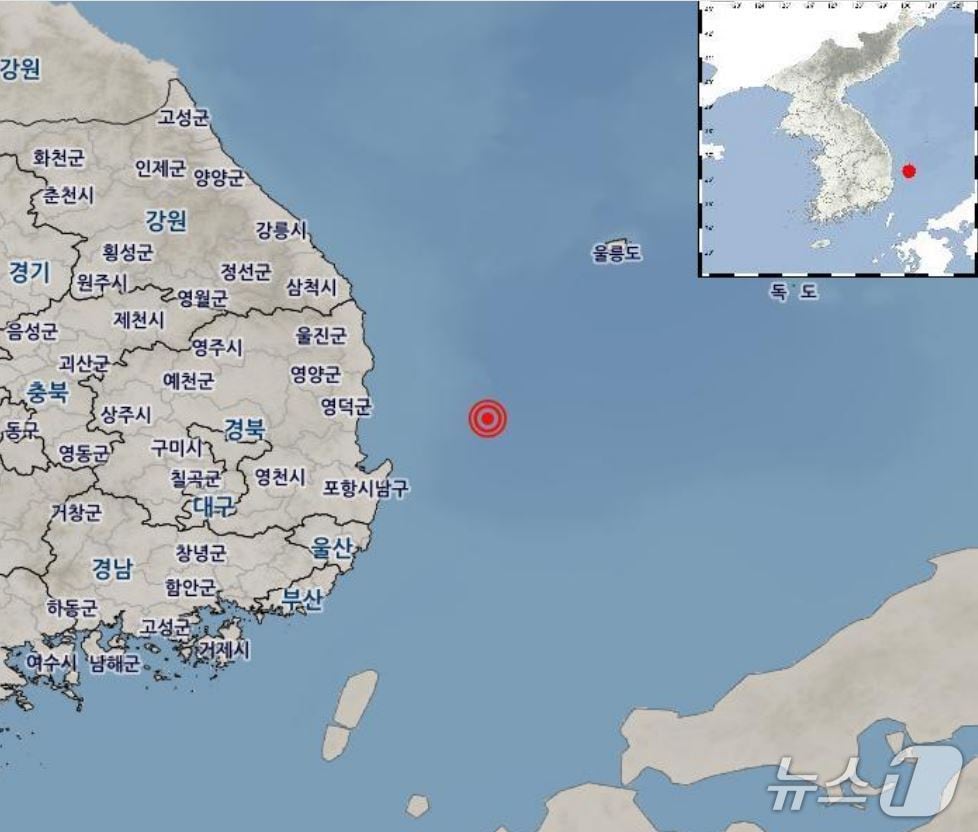 5일 0시45분에 경북 영덕군 동쪽 68㎞ 해역에서 규모 2.5의 지진이 발생했다고 기상청이 밝혔다.사진은 기상청 지진 발생지 안내 그래픽(기상청 갈무리.재판매 및 DB금지)