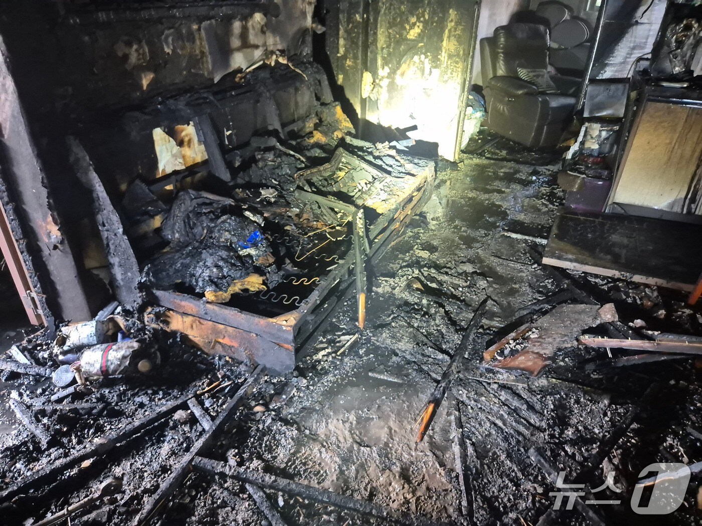 화재 현장 모습.(전북소방 제공. 재판매 및 DB금지)