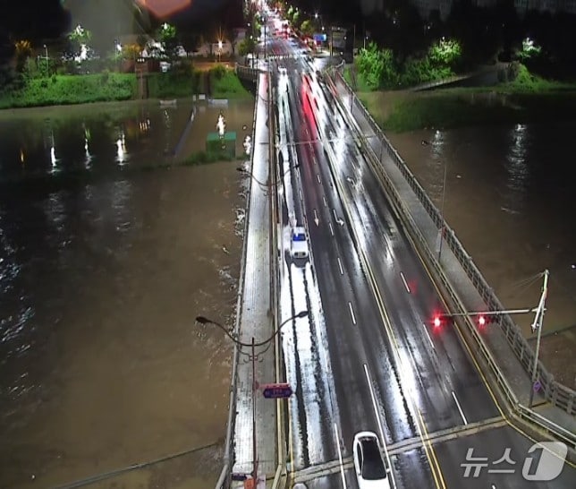 5일 오전 5시께 전북 전주시 마전교 모습.(전주시교통정보센터 제. 기사내용과 무관함. 재판매 및 DB금지)