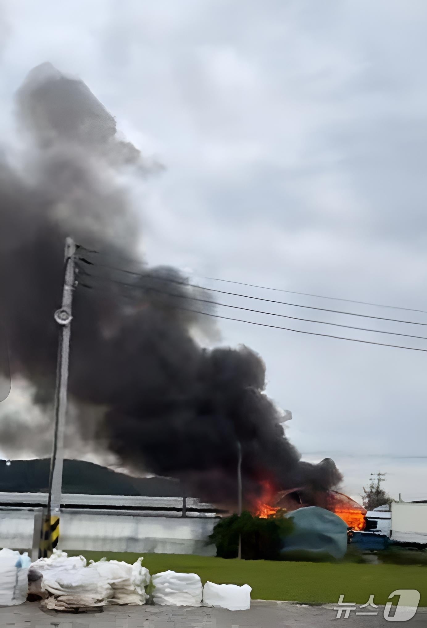 화재 현장. (경기도소방재난본부 제공. 재판매 및 DB 금지) 2025.9.8/뉴스1