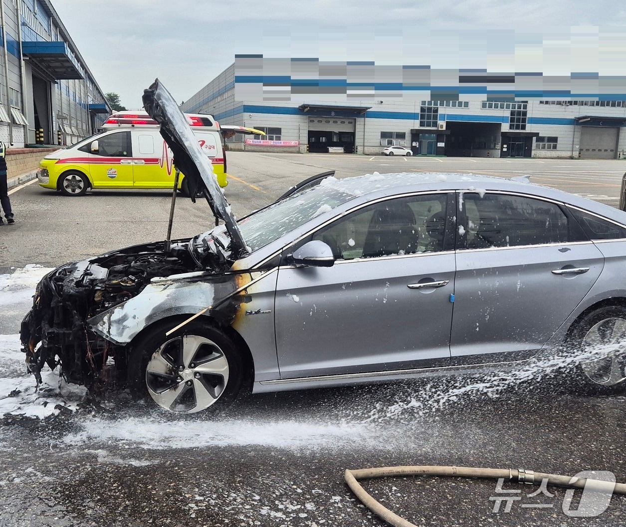  당진 송악읍 차량 화재 현장. (당진소방서 제공, 재판매 및 DB금지) / 뉴스1