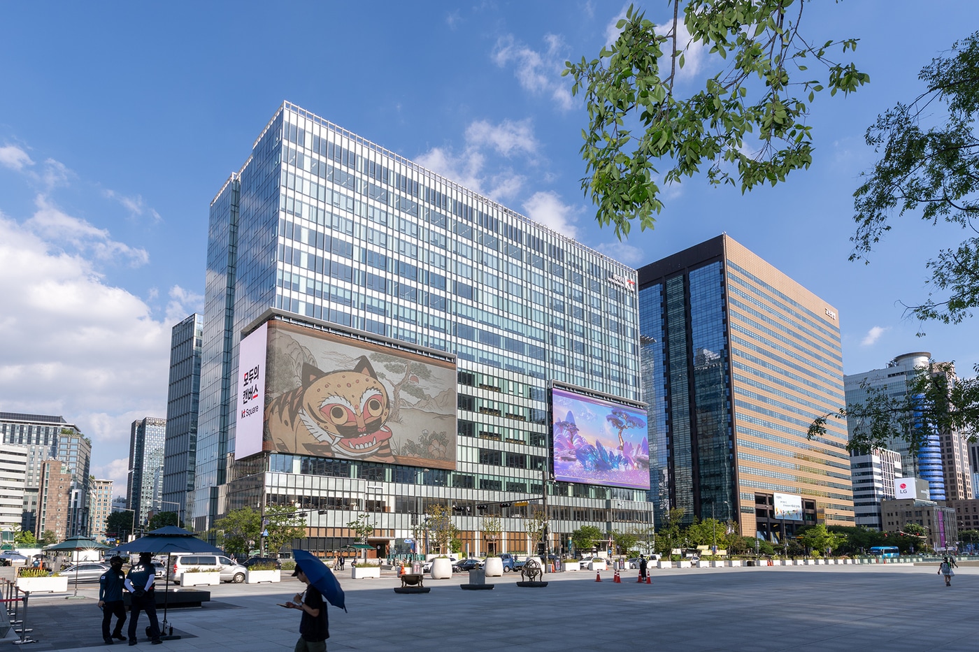 KT 광화문빌딩 웨스트 사옥 미디어월 'KT 스퀘어' 전경 (KT 제공)