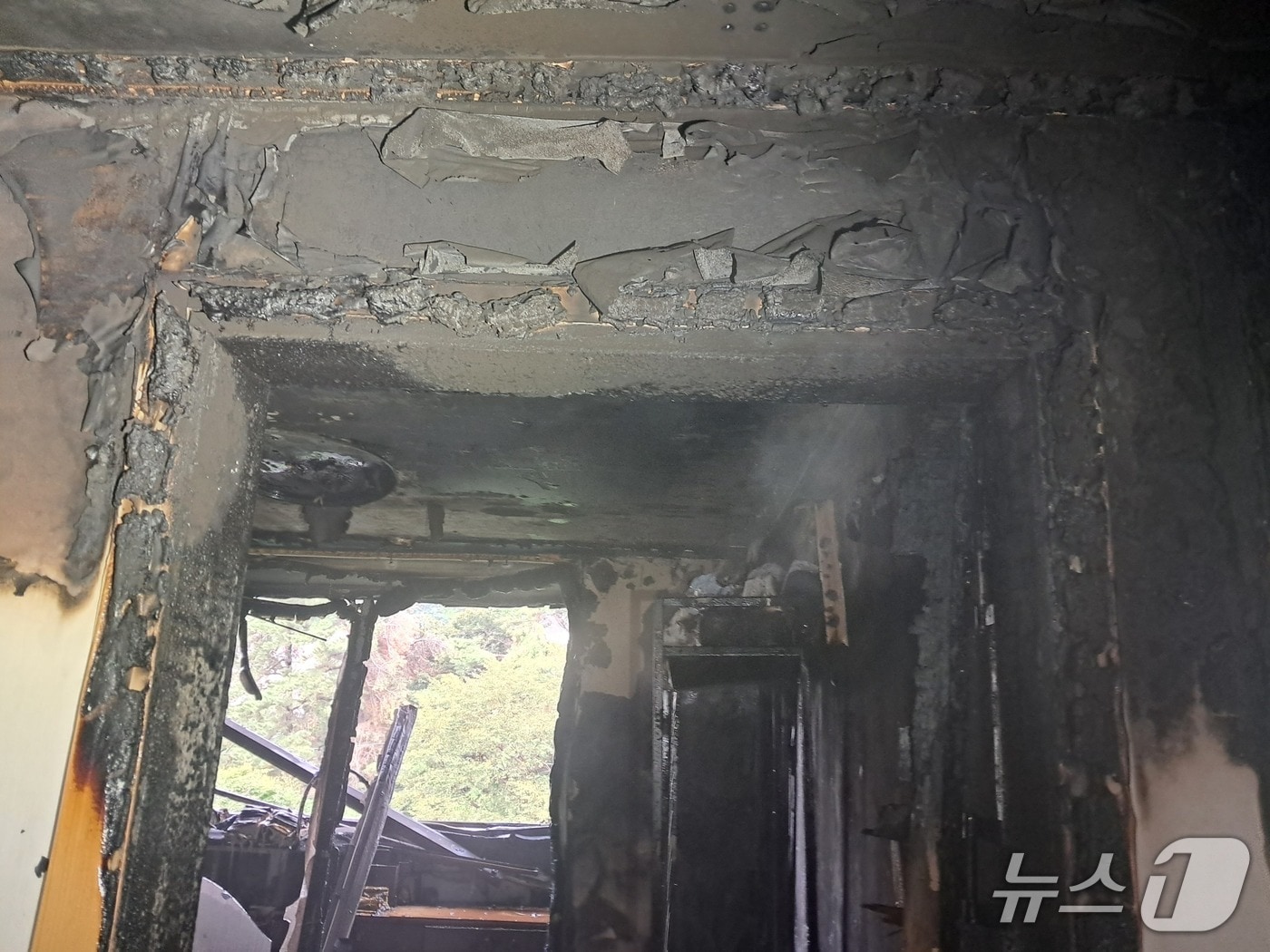 화재 현장. (경기도소방재난본부 제공. 재판매 및 DB 금지) 2025.9.9/뉴스1