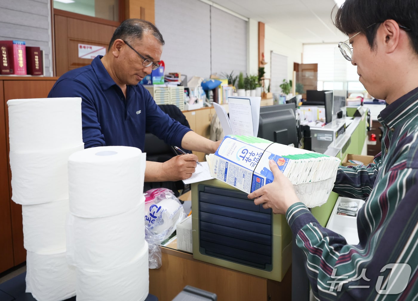 전북 임실군이 자원순환 활성화와 환경오염 예방을 위해 재활용품을 생활필수품으로 교환해 주는 지원사업을 본격 추진한다.(임실군제공. 재판매 및 DB금지)2026.1.13/뉴스1