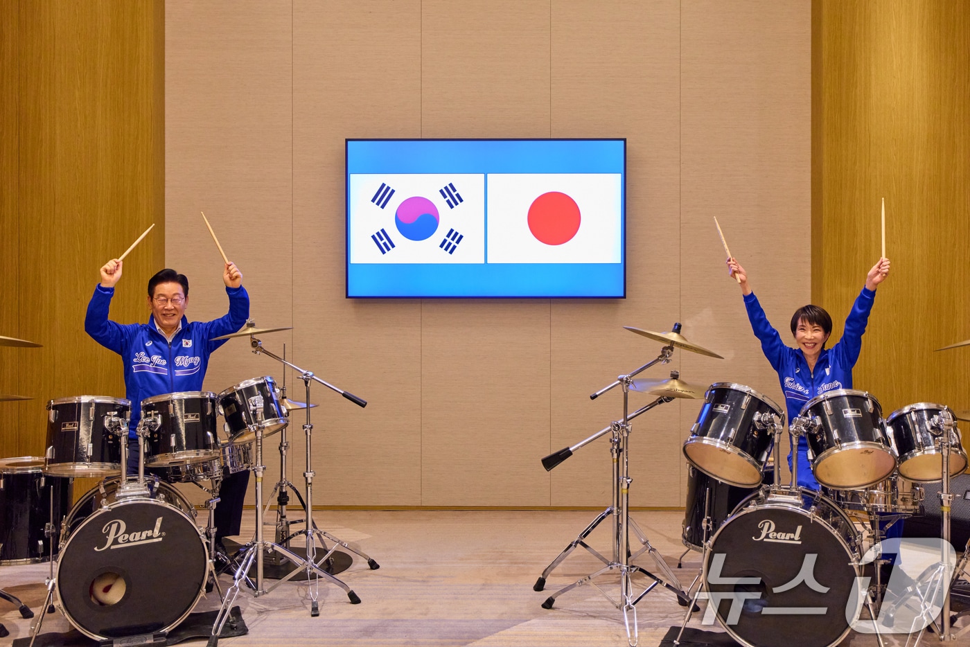 中 포섭 시도에 