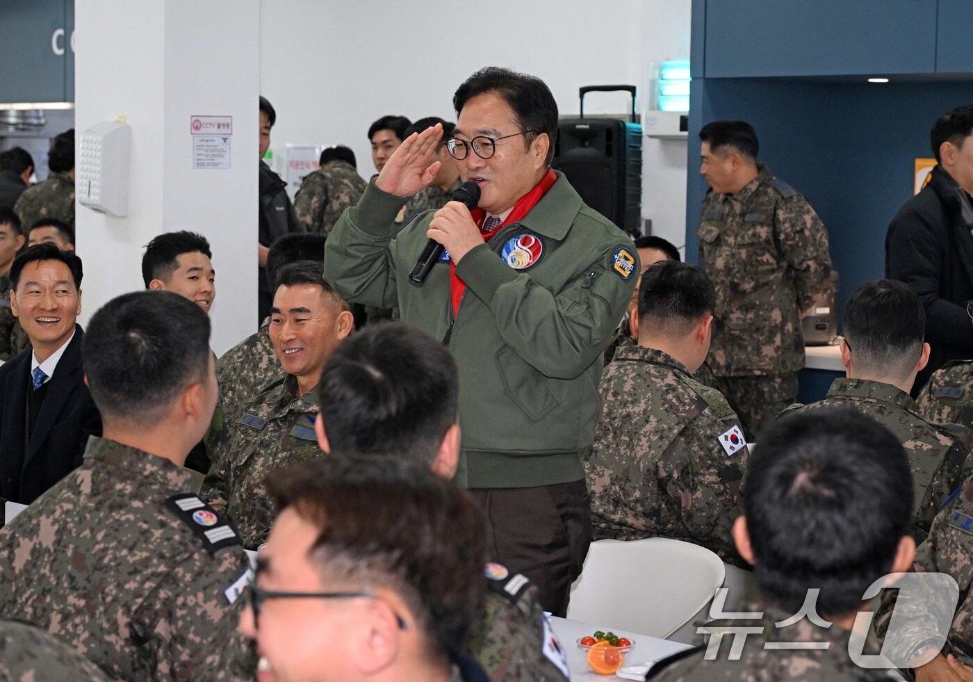 https://i3n.news1.kr/system/photos/2026/1/14/7697514/high.jpg
