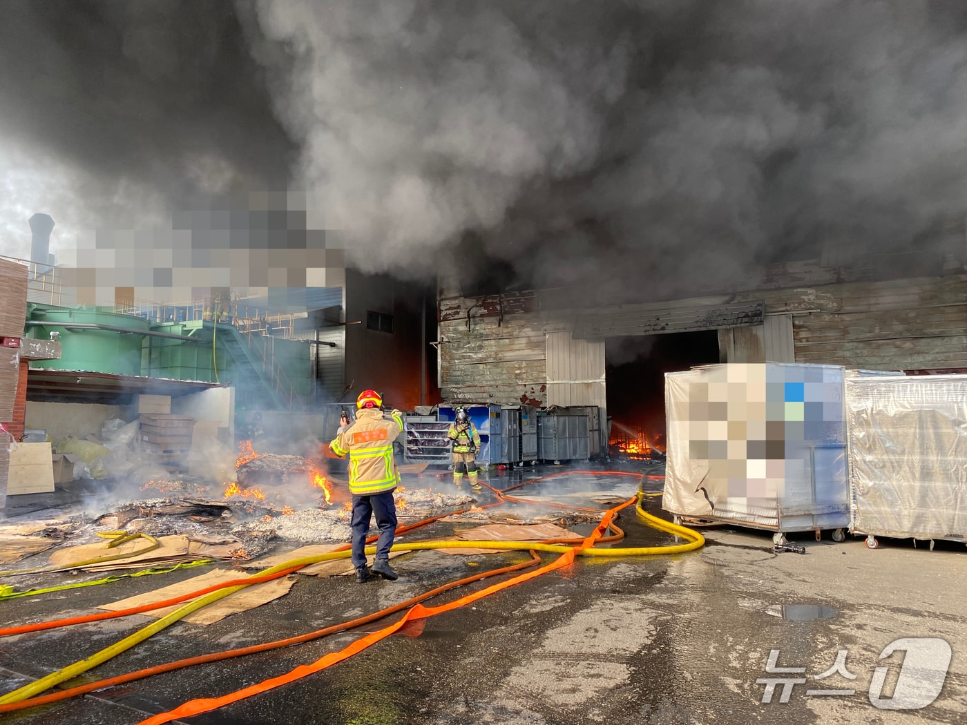 공장 화재 현장.(창원소방본부 제공. 재판매 및 DB금지)