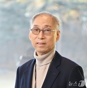 권인소 국가특임단장 "빅테크 추종말고 'K-피지컬 AI' 전략짜야" - 뉴스 썸네일 이미지