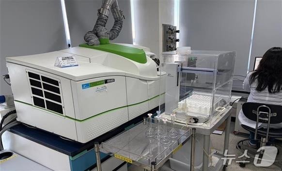 검사시료 분석.(부산시 제공. 재판매 및 DB금지)