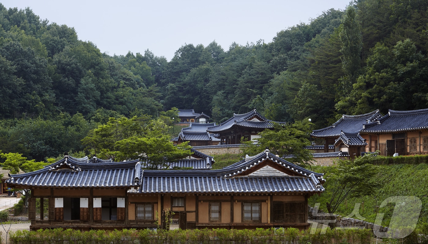 경북도가 전통 한옥자원의 관광 경쟁력 강화를 위한 한옥집단마을 자원개발사업을 공모한다.(경북도 제공. 재판매 및 DB금지) /뉴스1