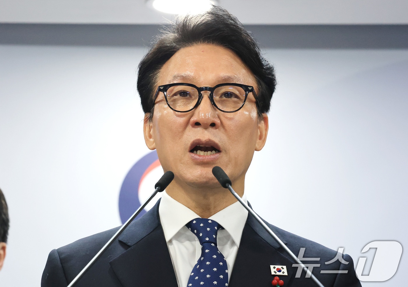 김민석 국무총리가 16일 서울 종로구 정부서울청사에서 행정통합 인센티브 관련 브리핑을 하고 있다. 2026.1.16/뉴스1 ⓒ News1 임세영 기자