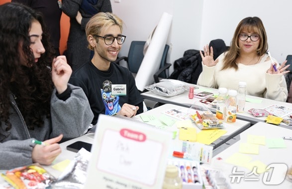 광운대학교 글로벌 공생 인문사회융합인재양성(HUSS) 사업단의 지역사회문제 해결 챌린지 워크숍에 참여한 학생들.(광운대 제공)