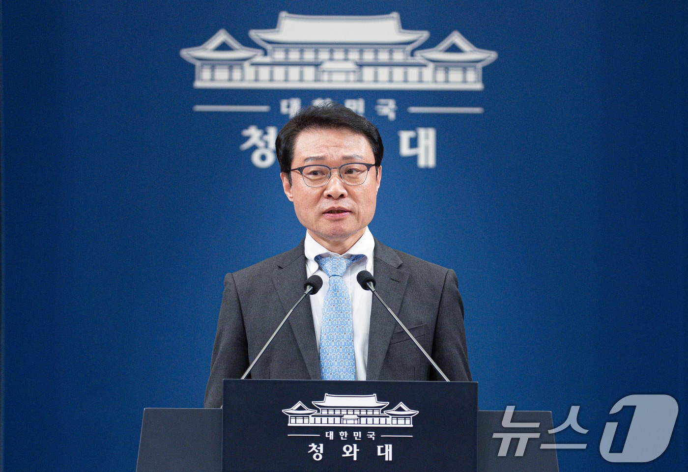 https://i3n.news1.kr/system/photos/2026/1/18/7702894/high.jpg