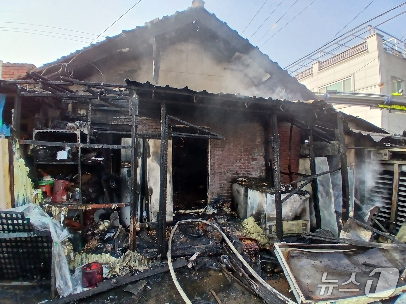 화재 현장 모습.(전북소방 제공. 재판매 및 DB 금지)