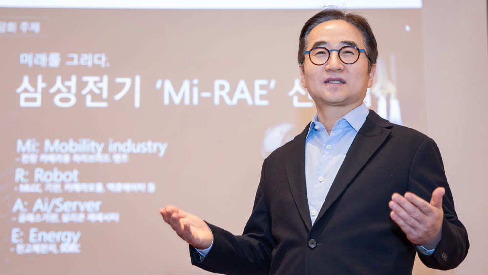 아이폰 끌고 AI 밀었다...삼성·LG 부품사, '따듯한 겨울' 예고 - 뉴스 썸네일 이미지