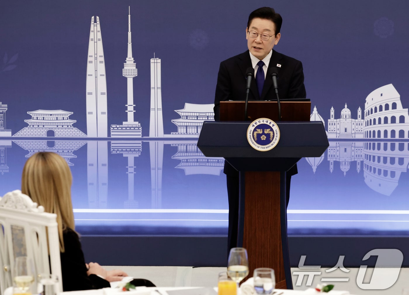 이재명 대통령이 19일 청와대에서 열린 조르자 멜로니 이탈리아 총리 공식 오찬에서 환영사를 하고 있다. 2026.1.19/뉴스1 ⓒ News1 이재명 기자