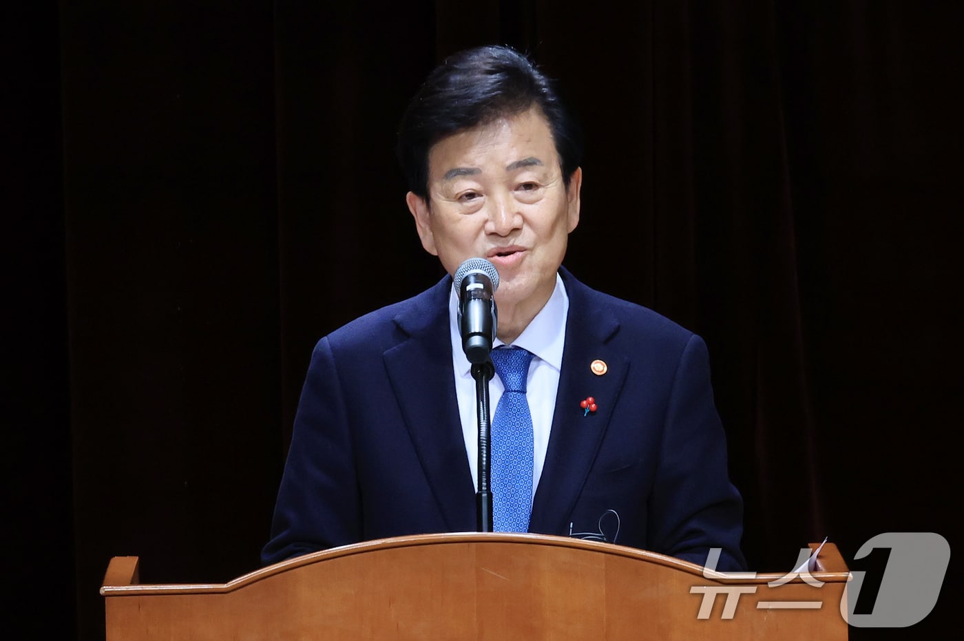 정동영 통일부 장관이 2일 서울 종로구 정부서울청사 별관에서 열린 2026년 통일부 시무식에서 신년사를 하고 있다. 2026.1.2/뉴스1 ⓒ News1 임세영 기자