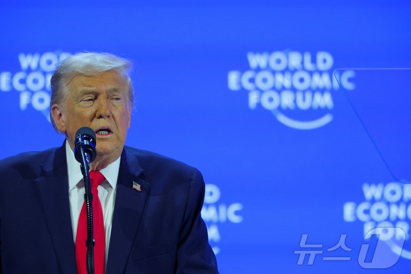 도널드 트럼프 미국 대통령이 21일(현지시간)스위스 다보스에서 열린 세계경제포럼(WEF)에서 특별연설을 하고 있다. 2026.01.21. ⓒ 로이터=뉴스1 ⓒ News1 류정민 특파원