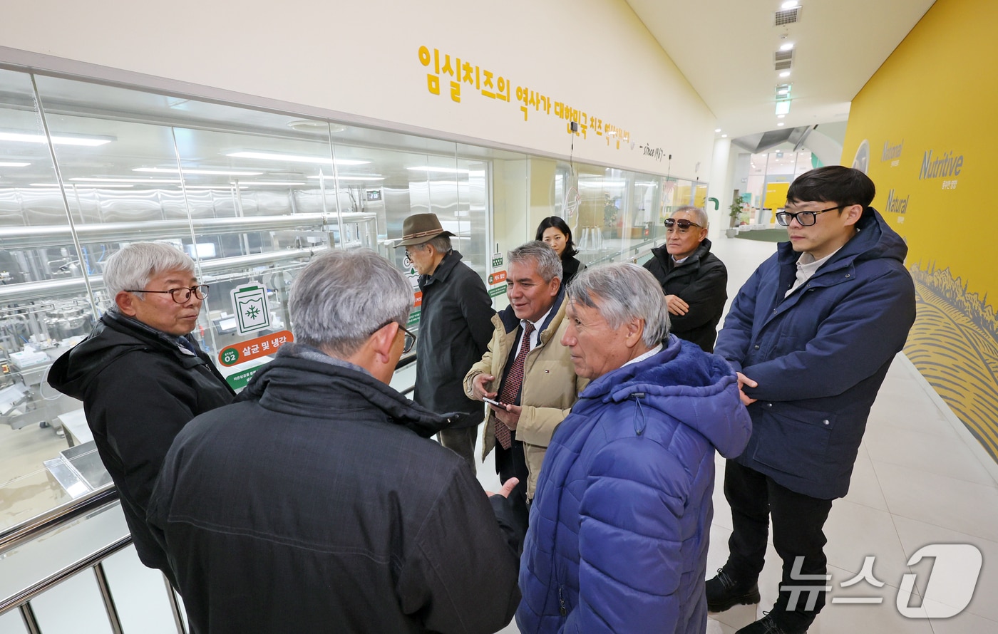 페루 국립공과대학교 에르메스 부총장을 단장으로 한 방문단이 지난 21일 전북 임실군을 찾았다.(임실군제공, 재판매 및 DB금지)2026.1.22/뉴스1