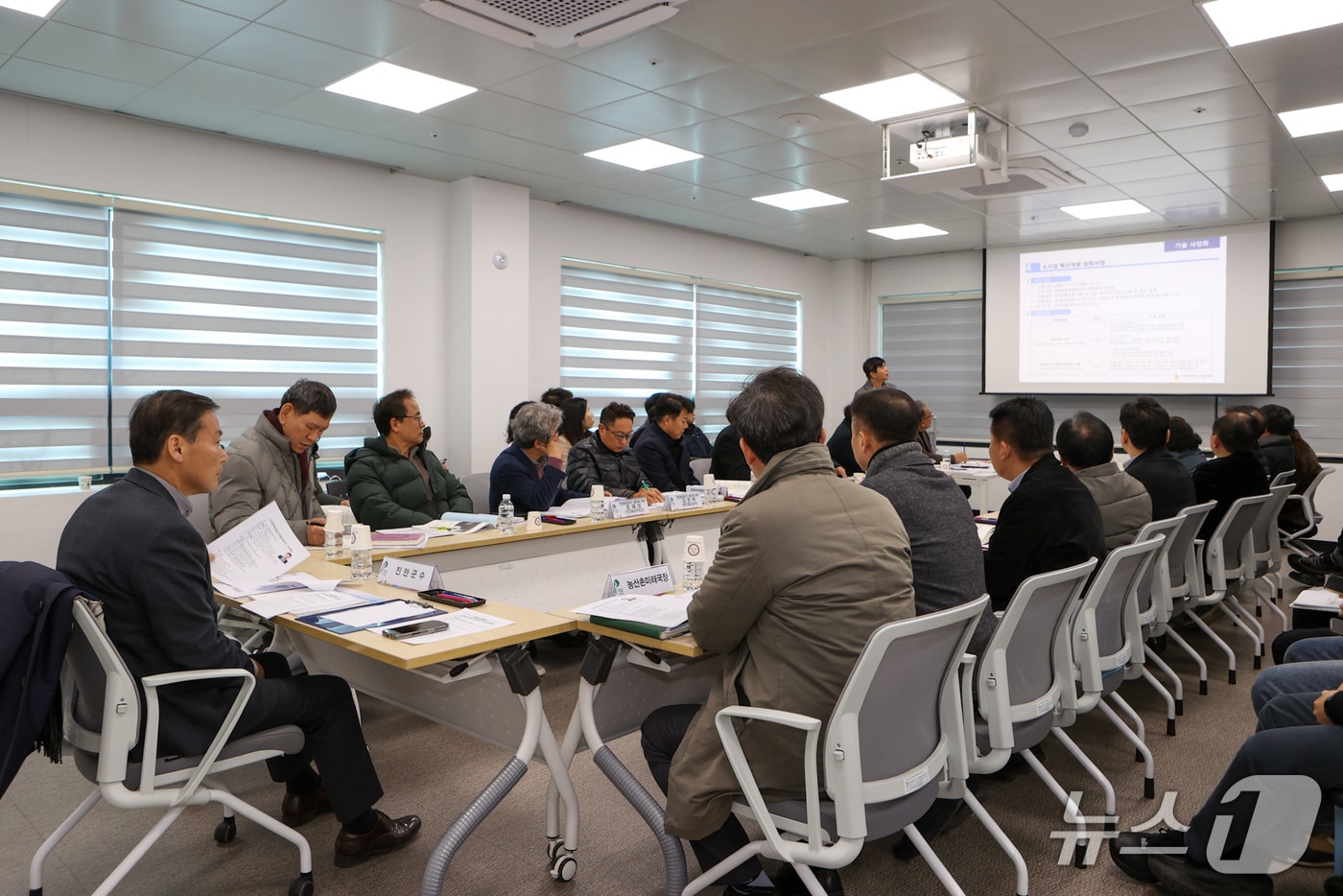 22일 전춘성 전북 진안군수가 기업인들과 간담회를 갖고 있다.(진안군제공. 재판매 및 DB금지)2026.1.22/뉴스1