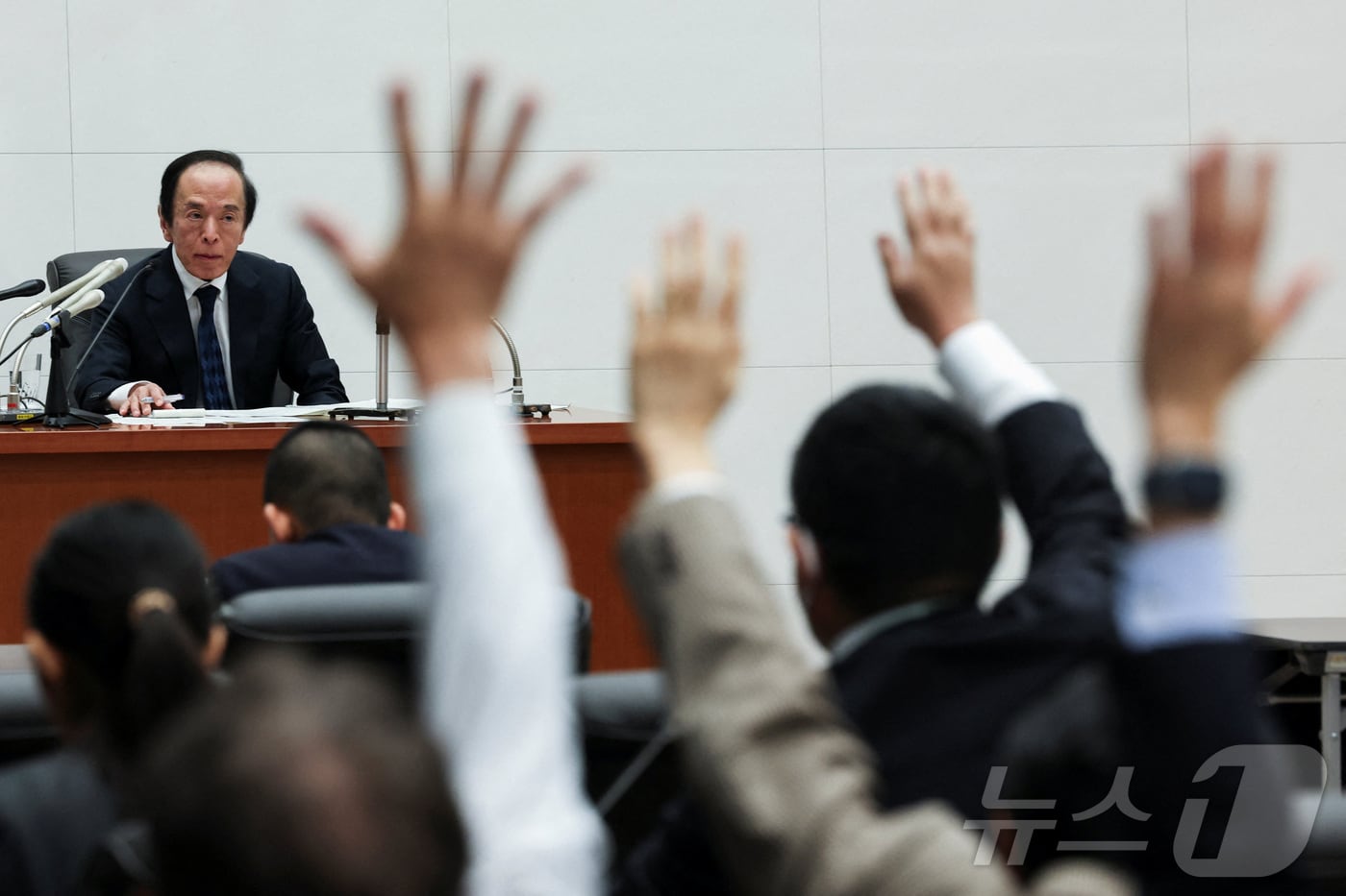 엔화 환율 변동 관련 이미지