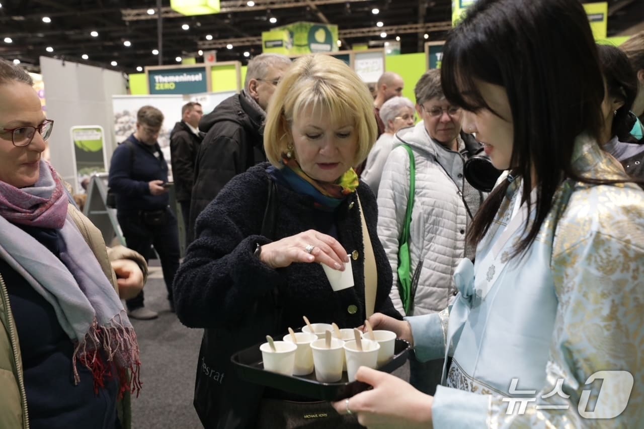 금산인삼 베를린 무역전시장 홍보 모습(금산군 제공.재판매 및 DB금지)/뉴스1