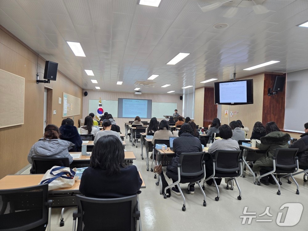 강원특별자치도교육청유아교육원, 유치원 자율장학 직무연수 운영.(강원유아교육원 제공, 재판매 및 DB금지)