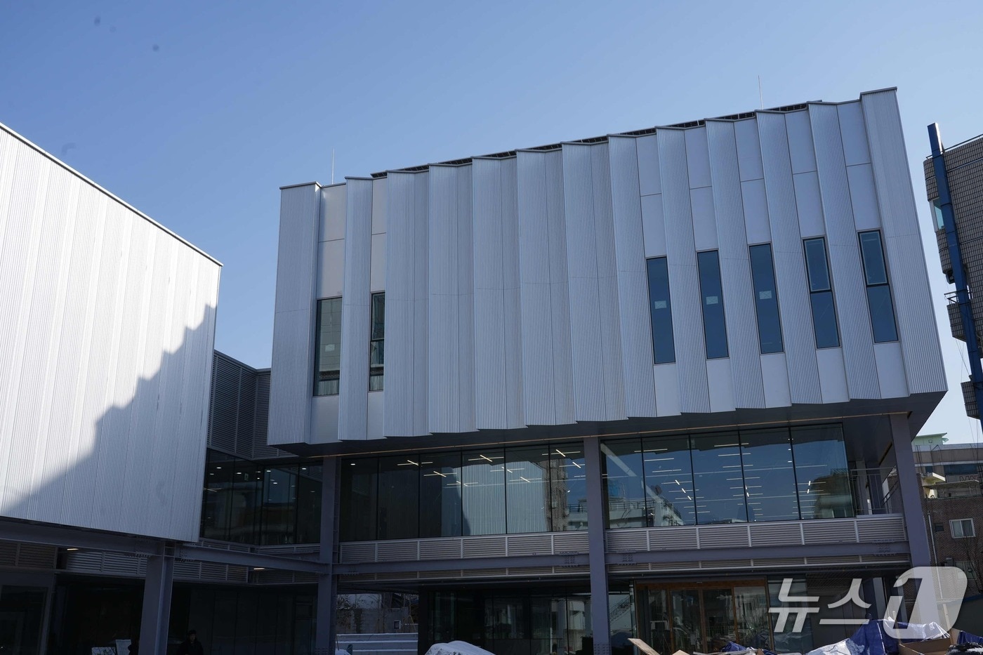 춘천 상상어울림센터 행정동.(춘천시 제공, 재판매 및 DB금지)