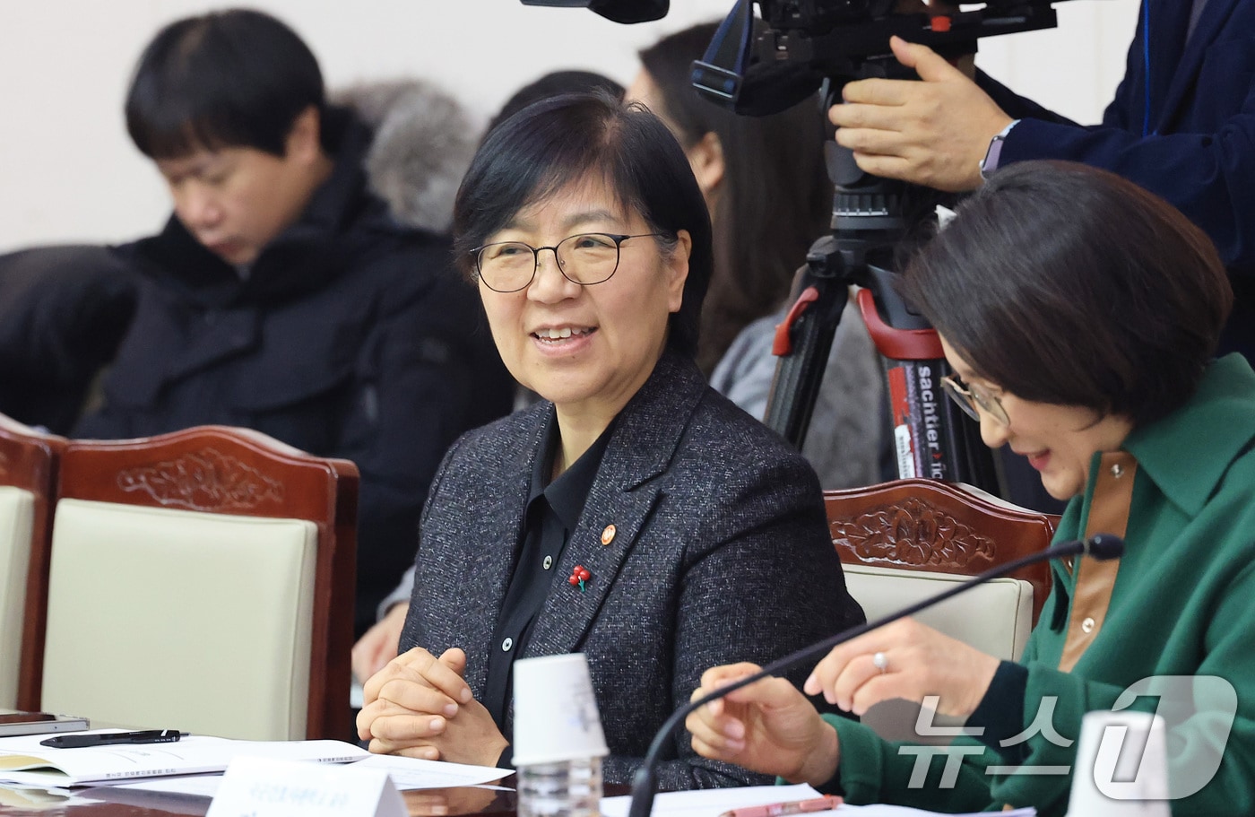 정은경 보건복지부 장관이 29일 서울 종로구 정부서울청사에서 열린 제2차 의료혁신위원회 회의에 참석해 자리하고 있다. 2026.1.29/뉴스1 ⓒ News1 임세영 기자