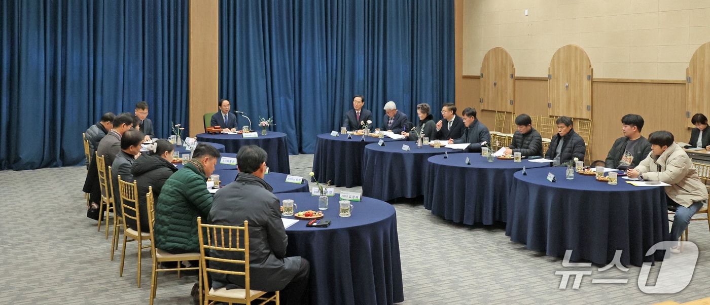 (사)임실엔치즈클러스터가 치즈테마파크 지정환홀에서 정기총회를 갖고 있다.(임실군제공. 재판매 및 DB금지)2026.1.29/뉴스1