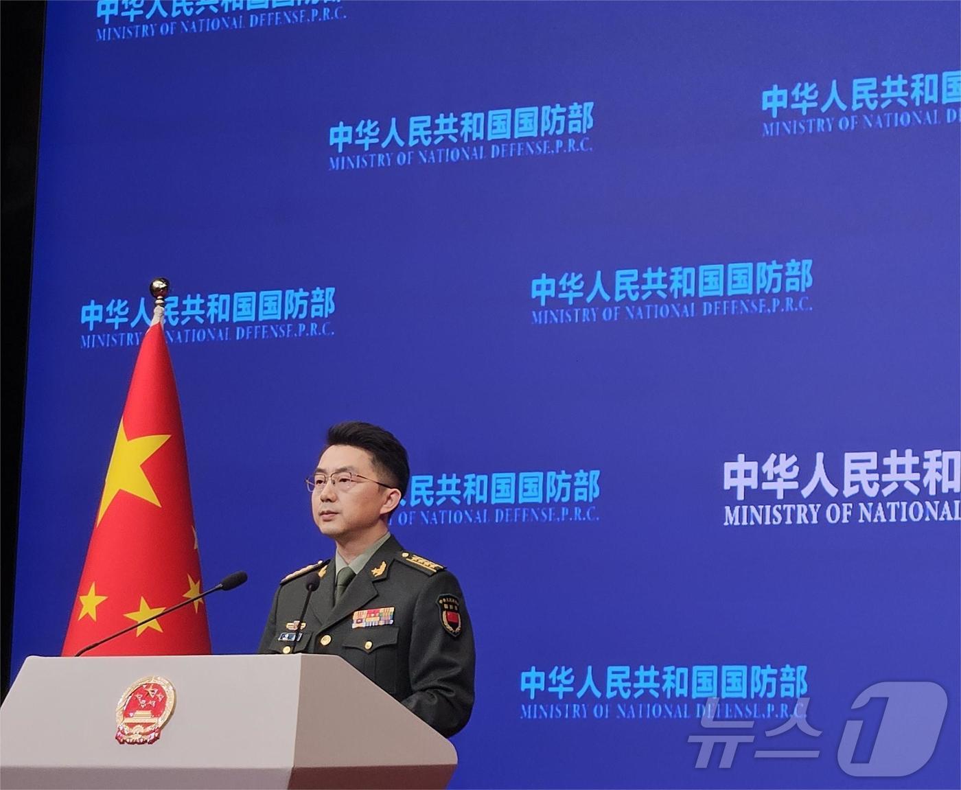 장빈 중국 국방부 대변인이 29일 정례브리핑에서 발언을 하고 있다. 2026.1.29 ⓒ 뉴스1 정은지 특파원