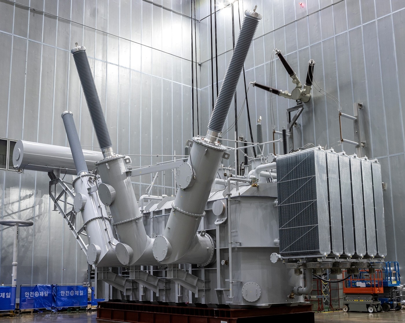 일진전기 500kV급 변압기(일진전기 제공). ⓒ 뉴스1