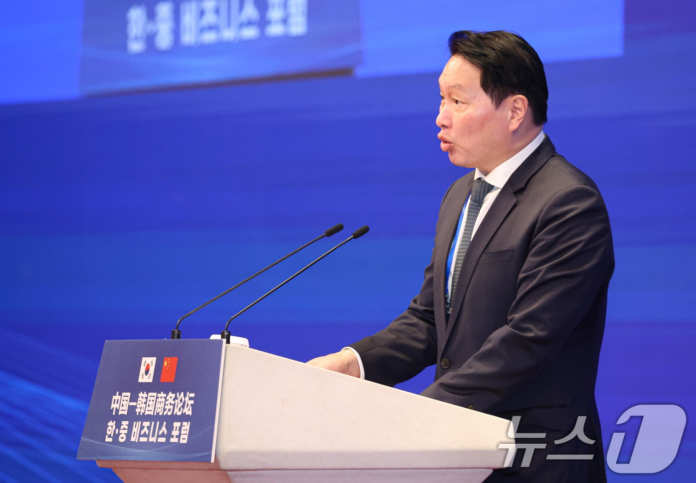 최태원 대한상공회의소 회장이 5일 베이징 조어대에서 열린 비즈니스 포럼에서 발언을 하고 있다. 2026.1.5 ⓒ 뉴스1 허경 기자