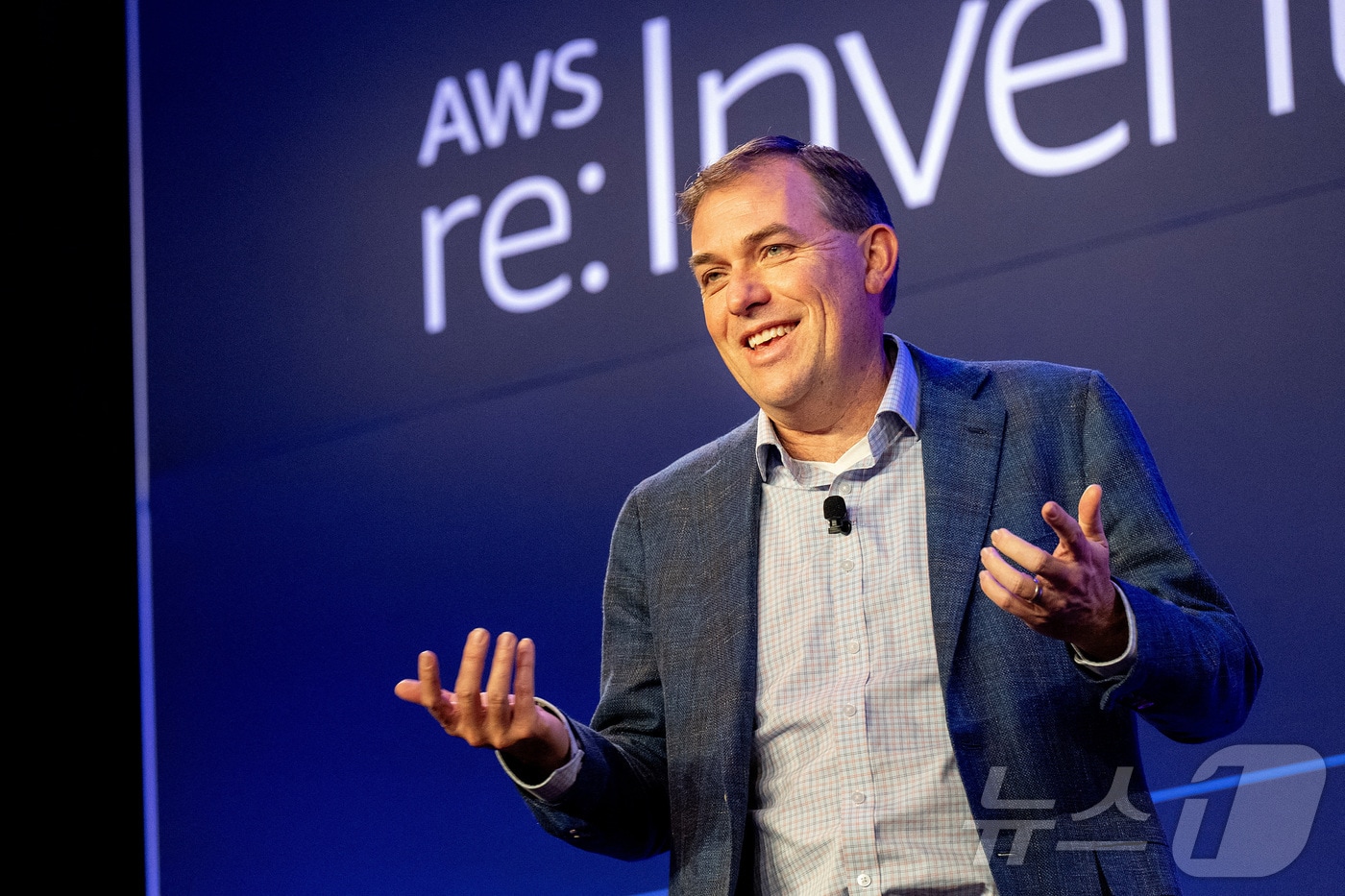 "우리는 모두 친구"...AWS 'AI·클라우드 백화점' 전략 가속 - 뉴스 썸네일 이미지