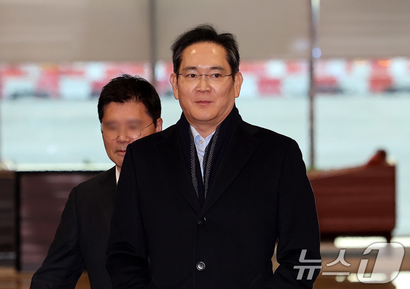 이재용 회장 주식재산 28.5조...30조 돌파 초읽기 - 뉴스 썸네일 이미지