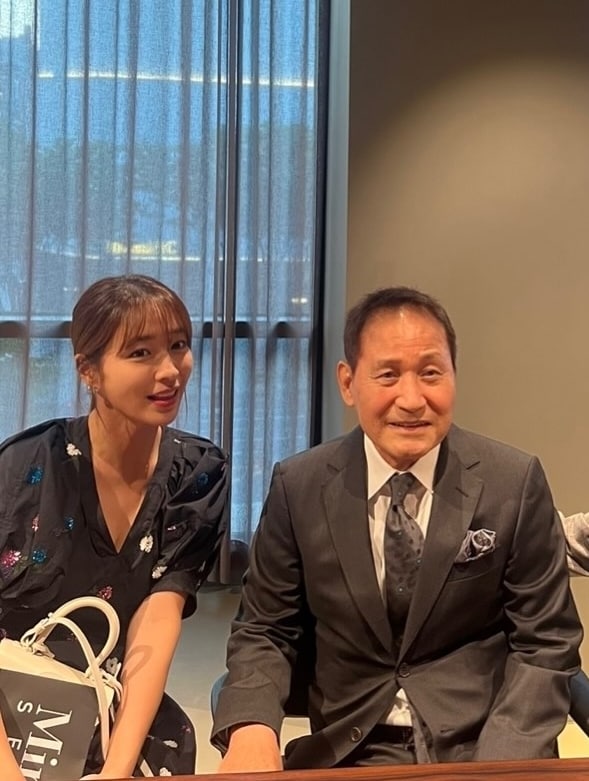 이민정과 안성기(이민정 SNS)