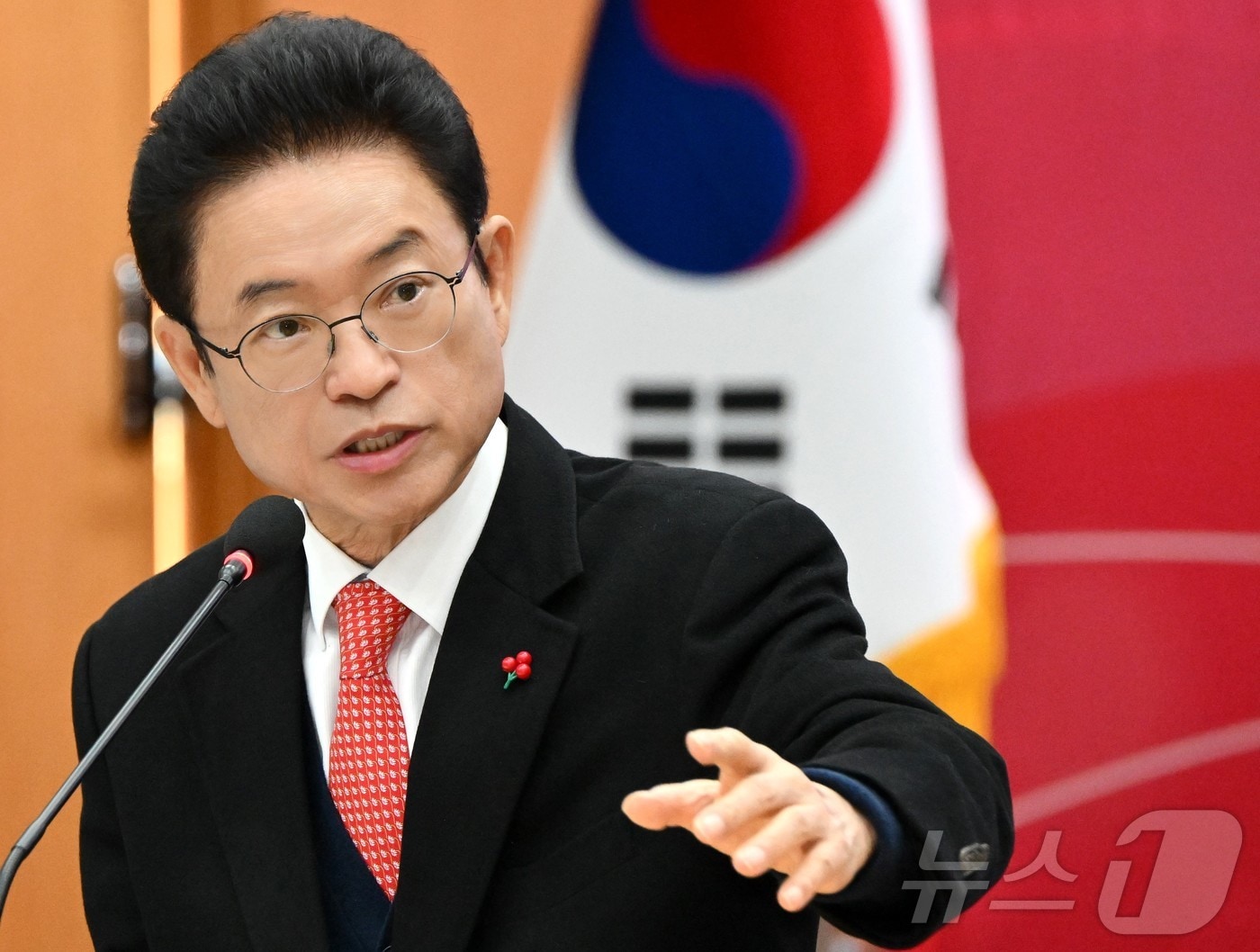 경북도는 8일 도청 화백당에서 제3회 경상북도 지방정부 협력회의를 열고, 시·군 연계를 통한 미래 성장 전략을 논의했다.(경북도 제공. 재판매 및 DB금지) /뉴스1