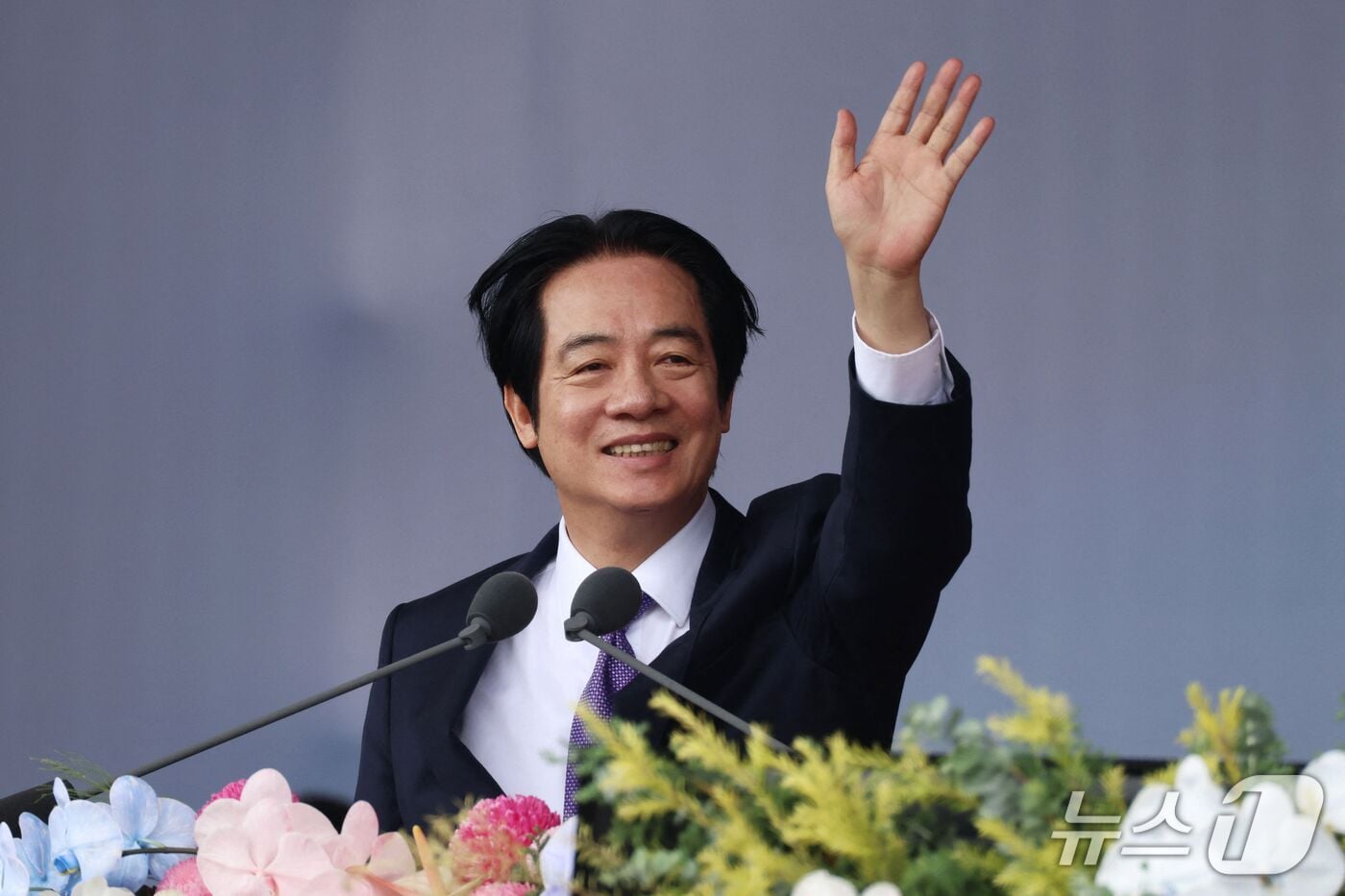 대만 총통, 중국에 종속 용납 않겠다…중국은 대만 독립 활동가로 비판
