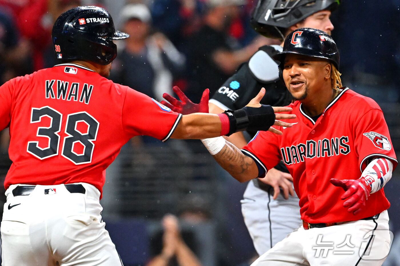 클리블랜드, 화이트삭스 제압하고 ALCS 진출…2연패 뒤 3연승