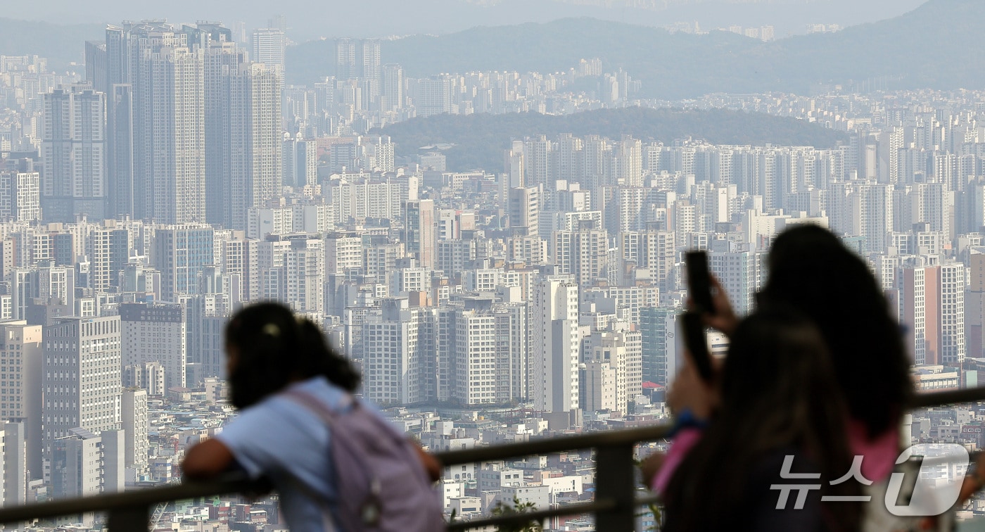'돈의문' 대신 '경희궁'...아파트 이름에 지역명·명소 넣기 바람 - 뉴스 썸네일 이미지