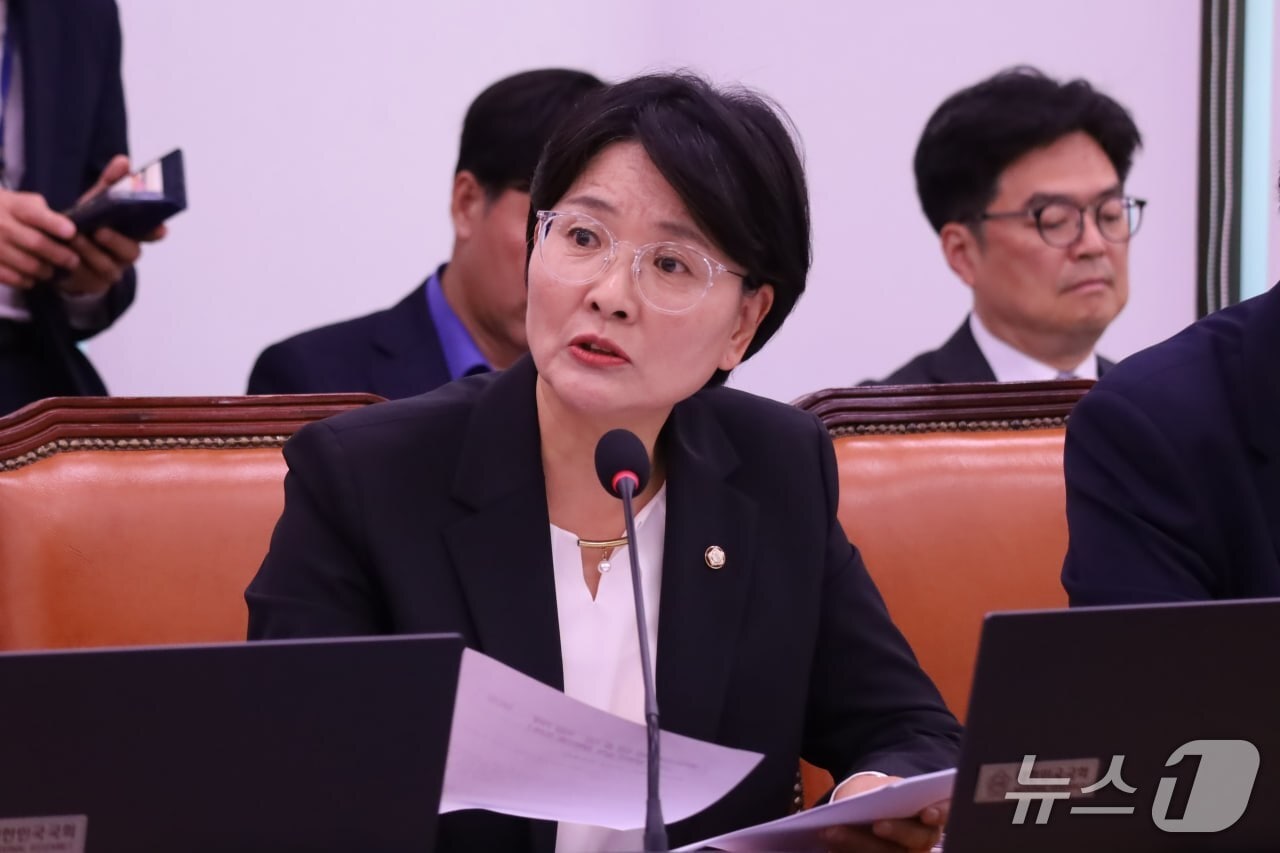 'K-등산' 인기에도...국가숲길 9곳 외국어 안내 '전무' - 뉴스 썸네일 이미지