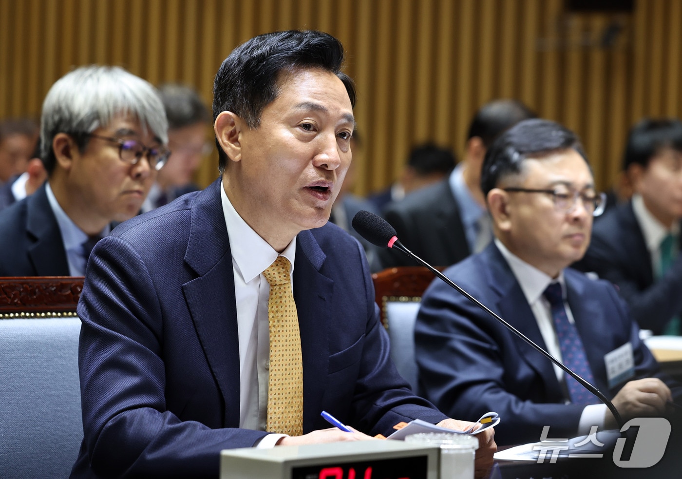 오세훈 "국민의힘 구청장 퇴장 후 정비사업 권한이양 안건 통과"