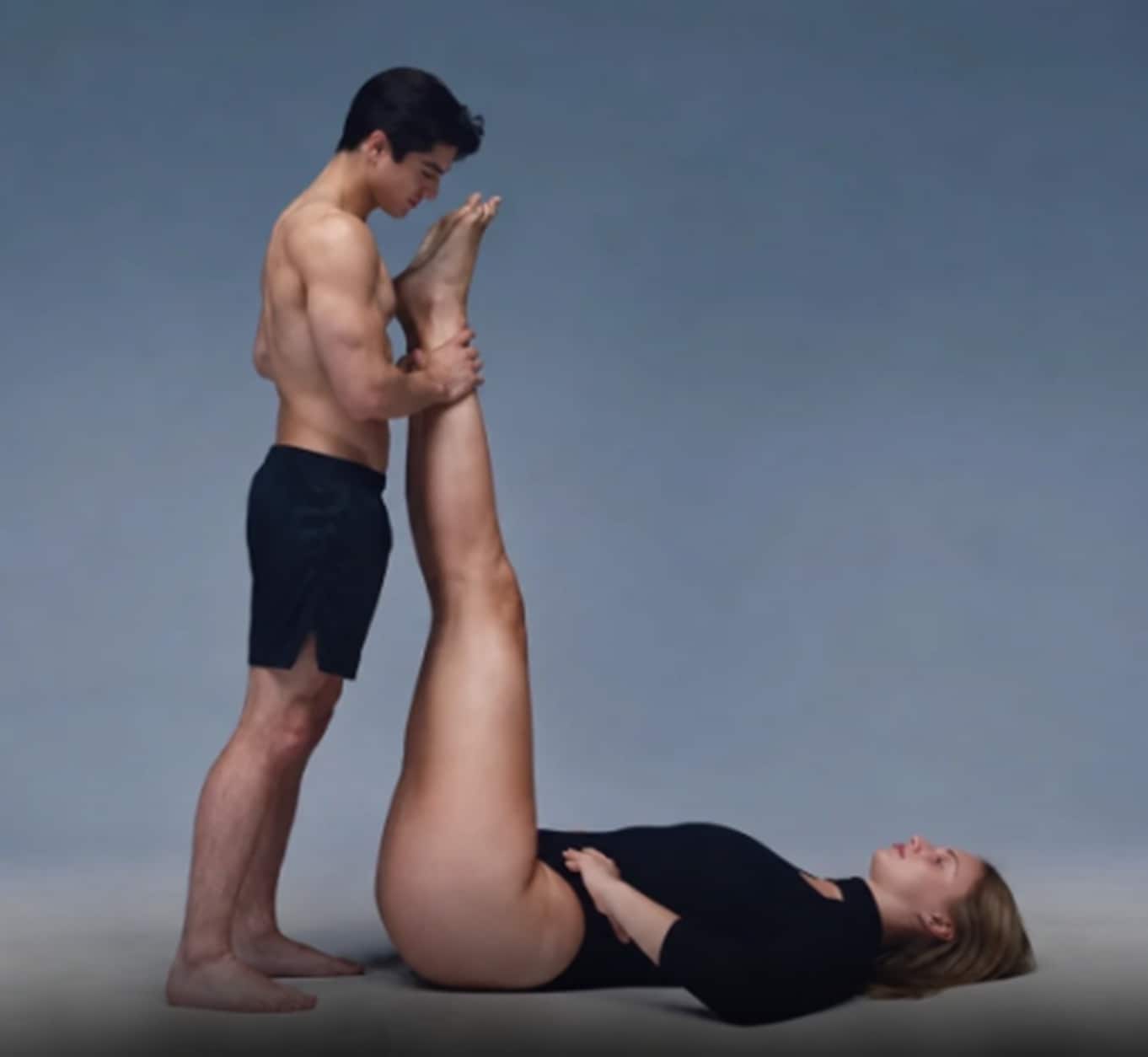 다리 길이만 130㎝? 211㎝ 배구 스타 안나 스므렉 화제
